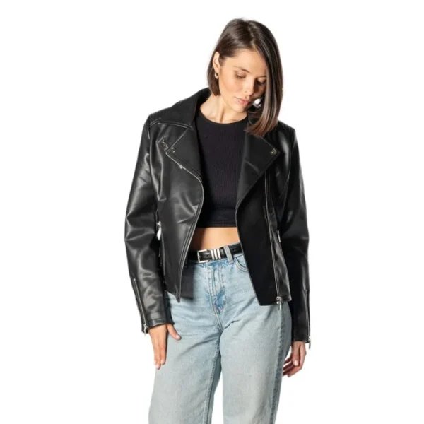 Campera Wells Negra