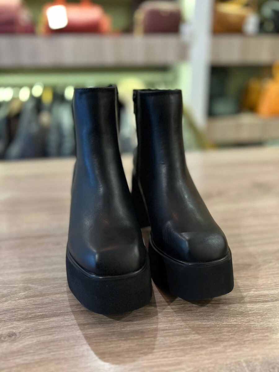 BOTAS CM4 BOSTON NEGRAS - Imagen 3