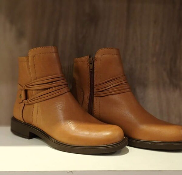 BOTAS LB7 HABANO