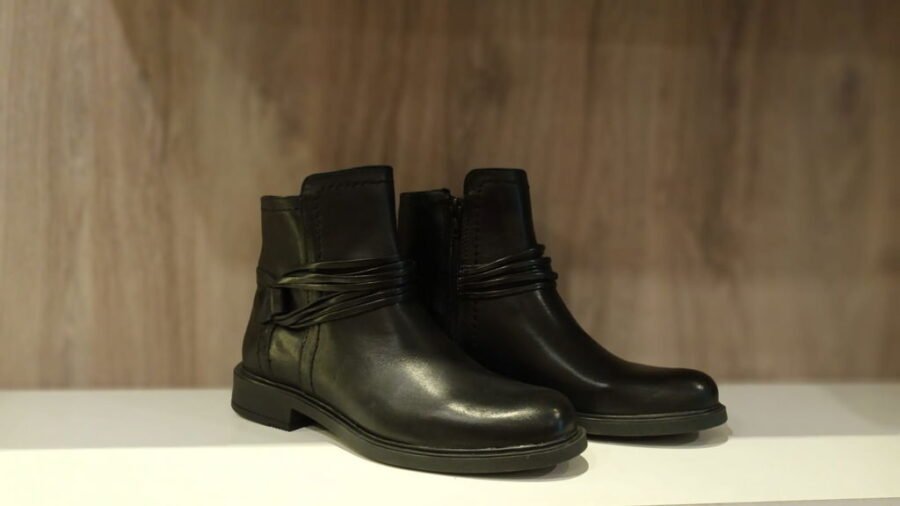 BOTAS LB7 NEGRAS
