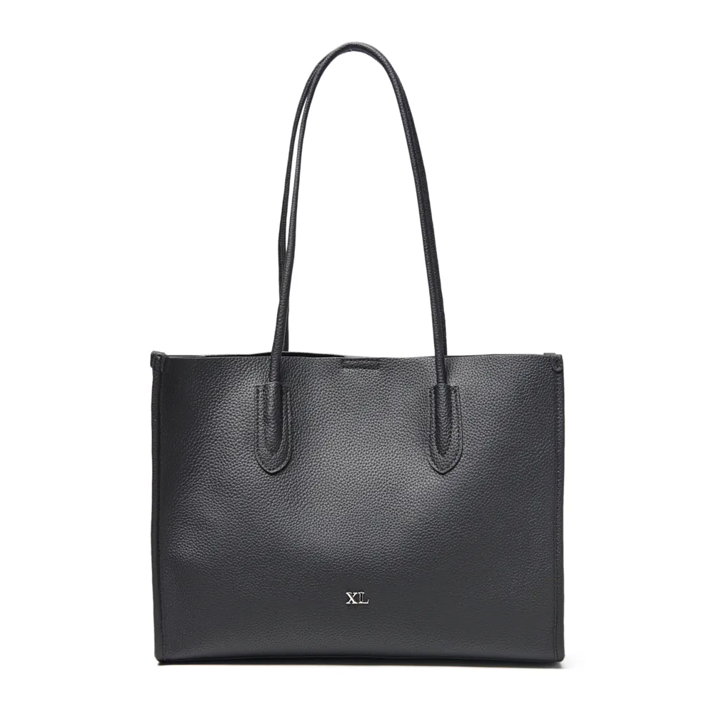 CHERY CARTERA NEGRA CUERO