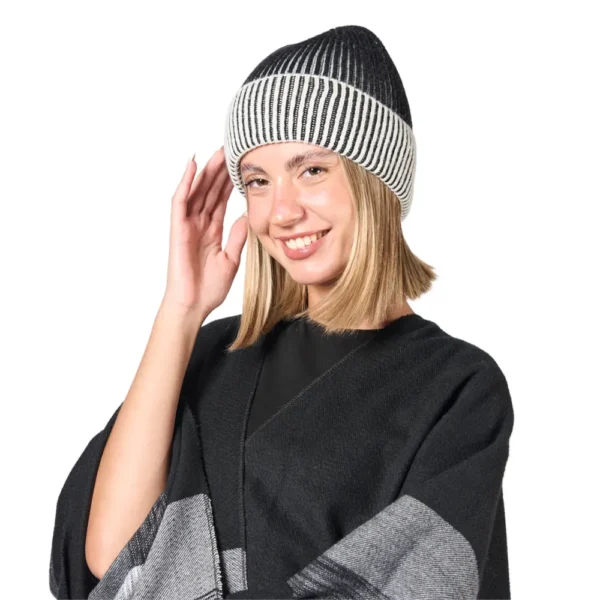 SAMANTHA GORRO NEGRO