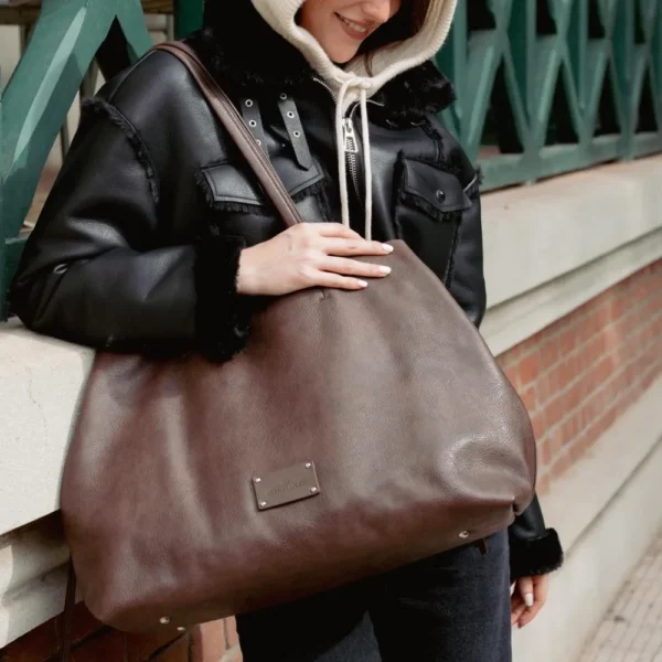 CASANDRA CARTERA GRANDE CHOCOLATE
