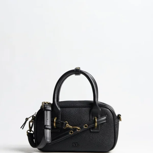 FANY BAUL CHICO NEGRO